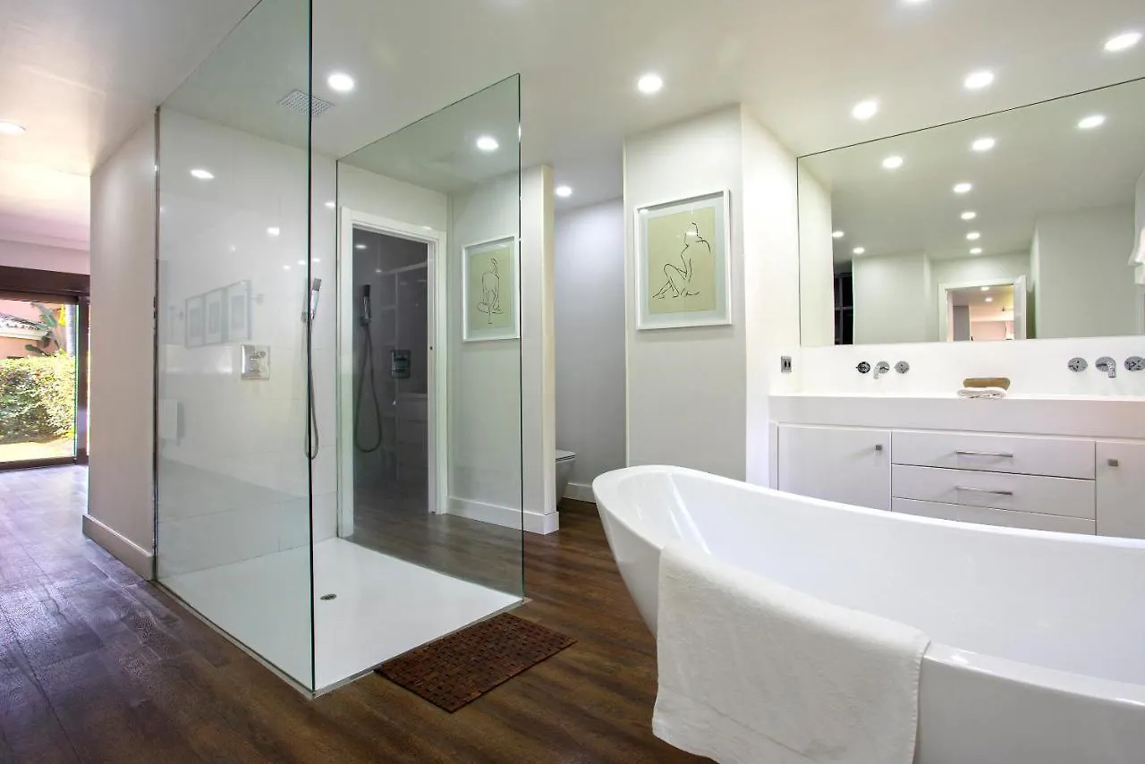 Genteel Home Venalmar Terrace Estepona