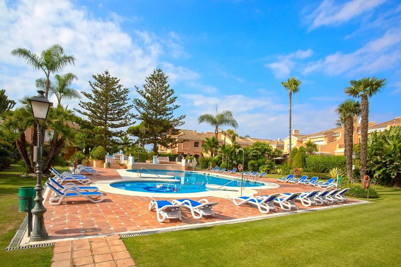 Apartment Genteel Home Venalmar Terrace Estepona